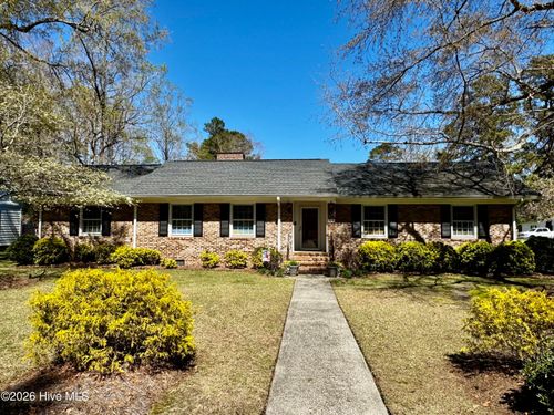 200 Elm St, Whiteville, NC, 28472-2239 | Card Image