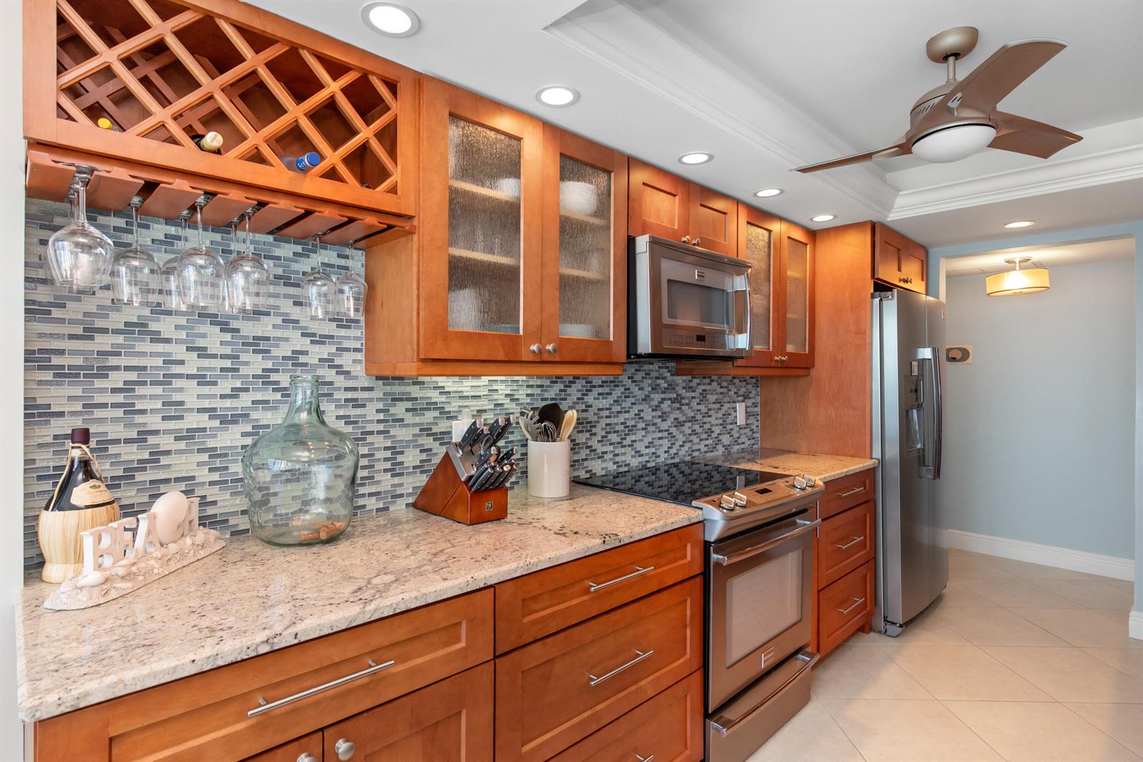 Residential in Lauderdale By The Sea 3
