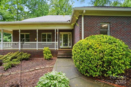 7725 Whitmire Ln, Mint Hill, NC, 28227-5645 | Card Image