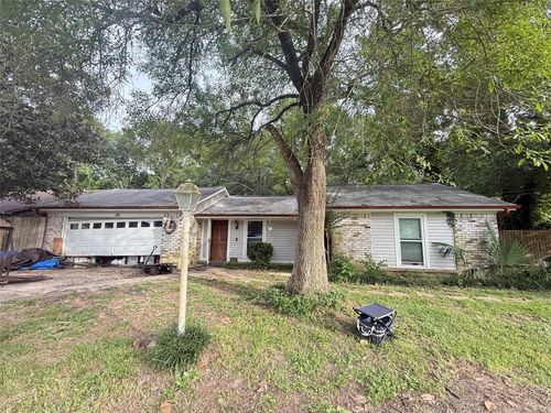 341 Maple Ln, Conroe, TX, 77304-2537 | Card Image