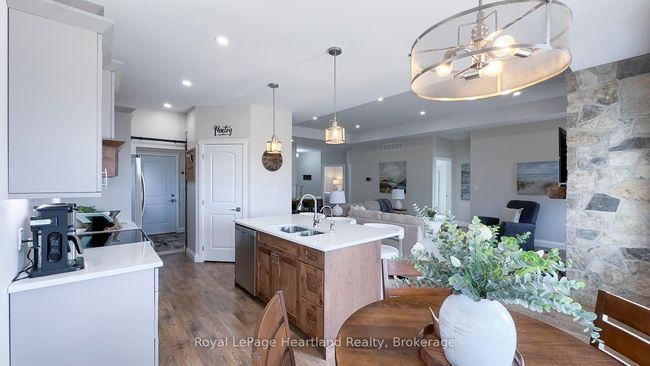 85049 Michelle St, House other with 2 bedrooms, 2 bathrooms and 4 parking in Goderich ON | Image 14