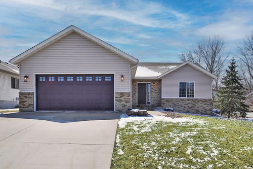 511 2nd St Ne, Dodge Center, MN, 55927-9100 | Card Image