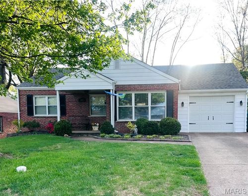 1439 Lanvale Dr, Webster Groves, MO, 63119-5203 | Card Image