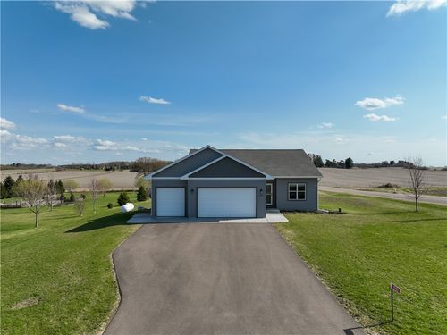 9312 453rd Ave, Elk Mound, WI, 54739 | Card Image