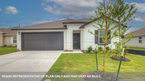 1054 Argonne Frst, Seguin, TX, 78155-3742 | Card Image