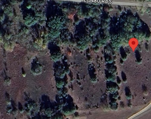 16211 E 5480s Rd, Pembroke Twp, IL, 60958-5000 | Card Image