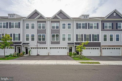 60 Autumn Park Dr, MEDFORD, NJ, 08055-3038 | Card Image
