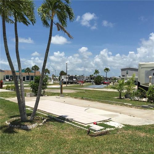 249-19681 #249 Summerlin Rd, Fort Myers, FL, 33908-3873 | Card Image