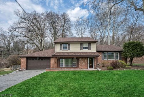 9 Oxford Dr, Livingston, NJ, 07039-1406 | Card Image