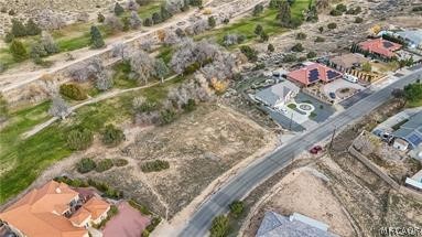 Land in Hesperia 4