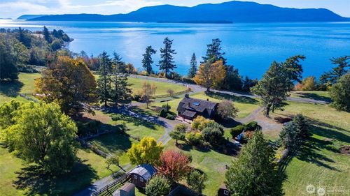 2395 W Shore Dr, Lummi Island, WA, 98262-8634 | Card Image
