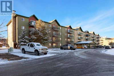 200 Lougheed Dr, Condo with 2 bedrooms, 2 bathrooms and 2 parking in Fort Mcmurray AB | Image 1