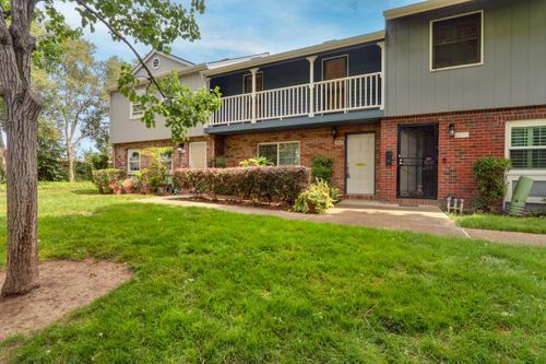 3969 Oak Villa Cir, Carmichael, CA, 95608-2150 | Card Image