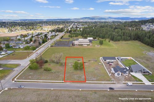 15519 E 33rd Ct, Spokane Valley, WA, 99037-8058 | Card Image