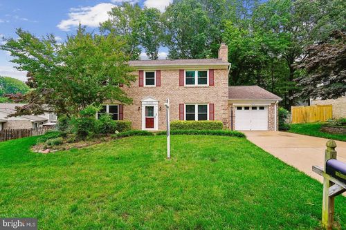16203 Dartmoor Dr, DUMFRIES, VA, 22025-1749 | Card Image