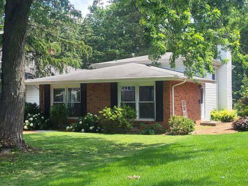 5239 Cumnor Rd, Downers Grove, IL, 60515-5213 | Card Image