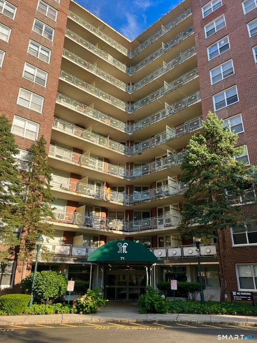 217-71 Strawberry Hill Ave, Stamford, CT, 06902-2717 | Card Image