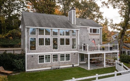 255 Elm St, Marshfield, MA, 02050-1715 | Card Image
