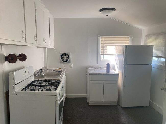 Apt.2 | Image 19