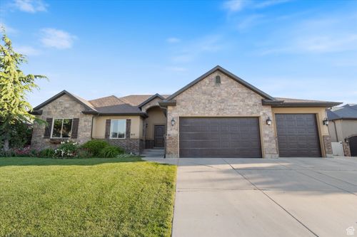 977 W White Wulff Dr, Bluffdale, UT, 84065-5629 | Card Image