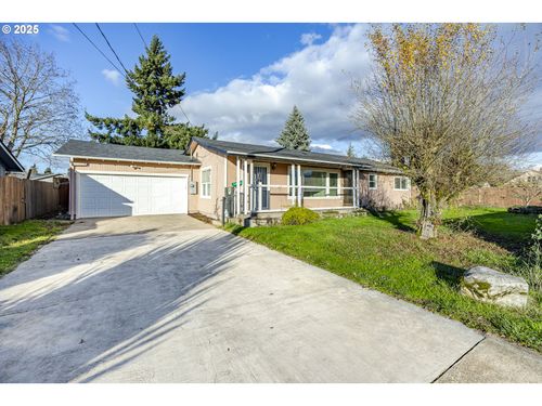 4165 Wood Ave, Eugene, OR, 97402-1895 | Card Image