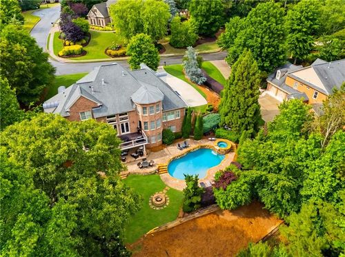 1032 Windsor Green Dr, Canton, GA, 30115-7124 | Card Image