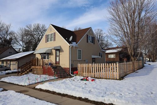 1121 5th Ave N, Estherville, IA, 51334-1716 | Card Image