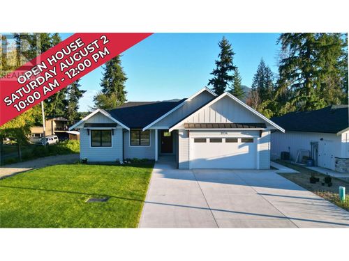 3534 16 Ave Ne, Salmon Arm, BC, V1E | Card Image