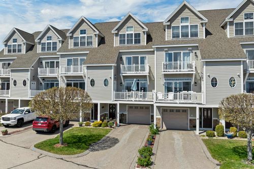 9-24 Harbor Rd, Hampton, NH, 03842-3379 | Card Image