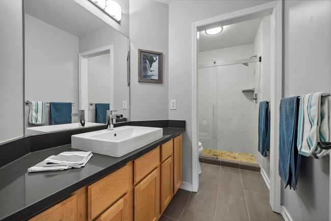 2019 Remod 2nd full bath w/Quartz, trendy flr tile | Image 45