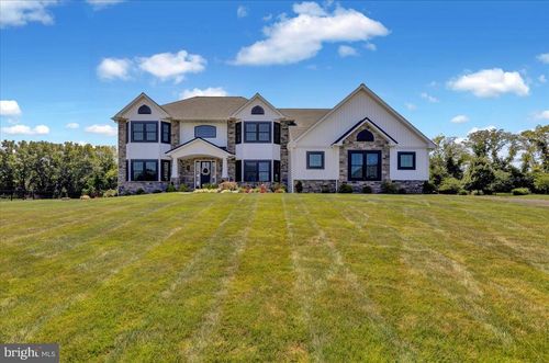 34 Chasen Ct, Reading, PA, 19608-9693 | Card Image
