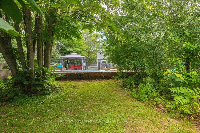 154 Dundas St E, House other with 3 bedrooms, 2 bathrooms and 6 parking in Dundas ON | Image 37