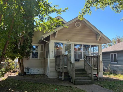 1162 Lawson Ave E, Saint Paul, MN, 55106-3332 | Card Image