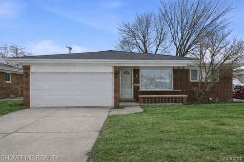 11248 Forrer Dr, Sterling Heights, MI, 48312-4947 | Card Image