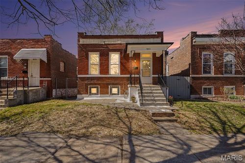 5011 Alaska Ave, Saint Louis, MO, 63111-1633 | Card Image