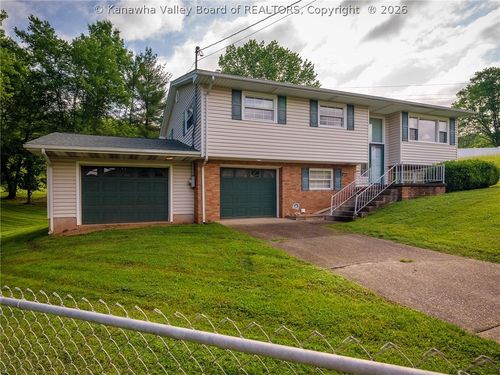 106 Holley Dr, Nitro, WV, 25143-1124 | Card Image