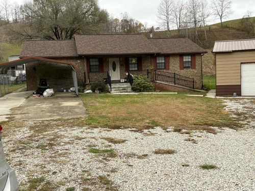 28 Campbell Cemetery Rd, Argillite, KY, 41121-9025 | Card Image