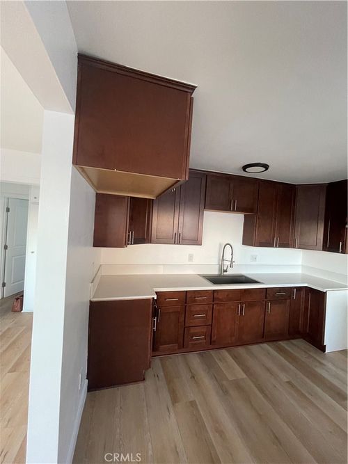c-6331 Fishburn Avenue, Bell, CA, 90201 | Card Image