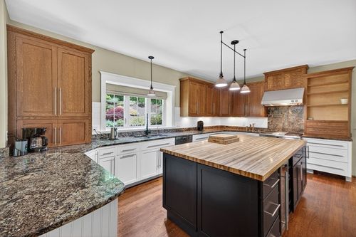 3 Archelaus Hill Rd, West Newbury, MA, 01985-1606 | Card Image