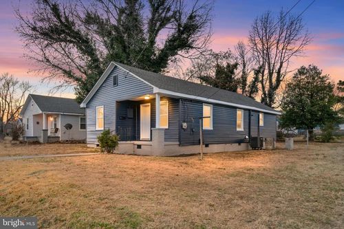 403 Wolf St, Emporia, VA, 23847 | Card Image