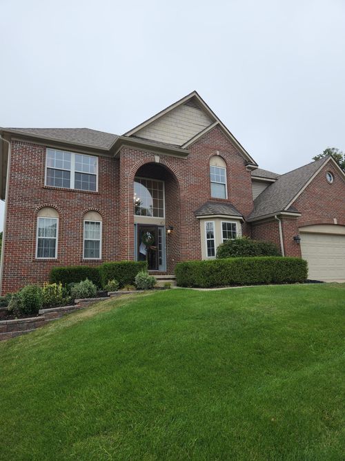 2270 Hickory Point Dr, Ann Arbor, MI, 48105-9291 | Card Image
