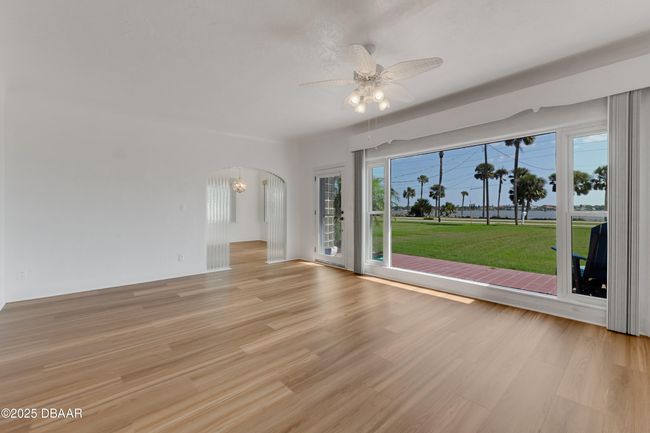808 S Beach St, House other with 3 bedrooms, 3 bathrooms and null parking in ORMOND BEACH FL | Image 29