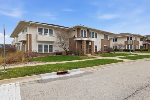 unit-103-2435 Aspen Rd, Ames, IA, 50010-4091 | Card Image