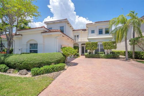 19420 Ne 17th Ave, Miami, FL, 33179 | Card Image
