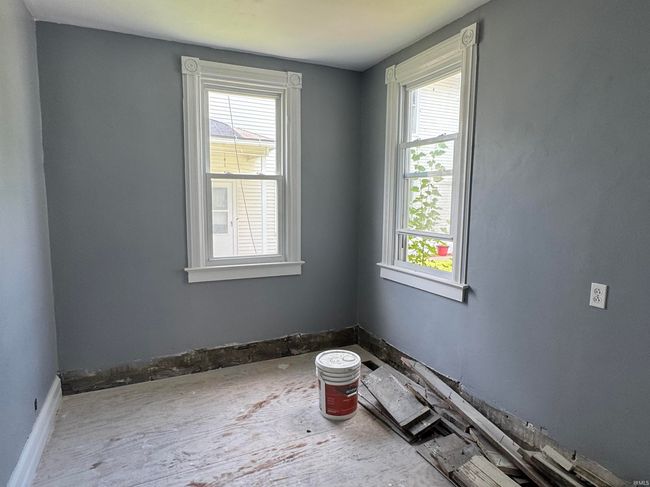 325 W Linden Ave, Home with 3 bedrooms, 2 bathrooms and null parking in Logansport IN | Image 8