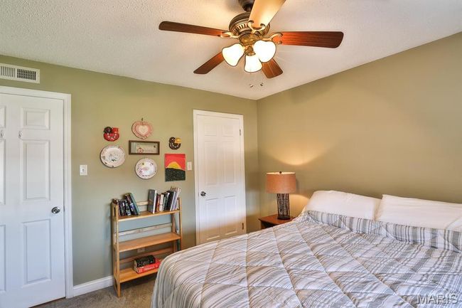APT-4 - 917 Claytonbrook Dr, Condo with 2 bedrooms, 2 bathrooms and 2 parking in Ballwin MO | Image 19