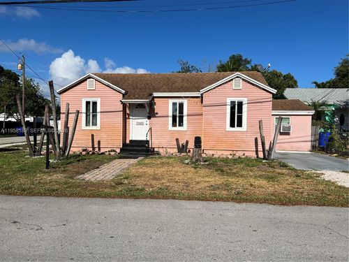 1023 N 25th Ave, Hollywood, FL, 33020-3403 | Card Image