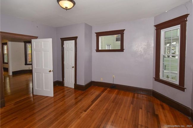 70 - 68-70 Sterling St, Home with 9 bedrooms, 3 bathrooms and 5 parking in Hartford CT | Image 9