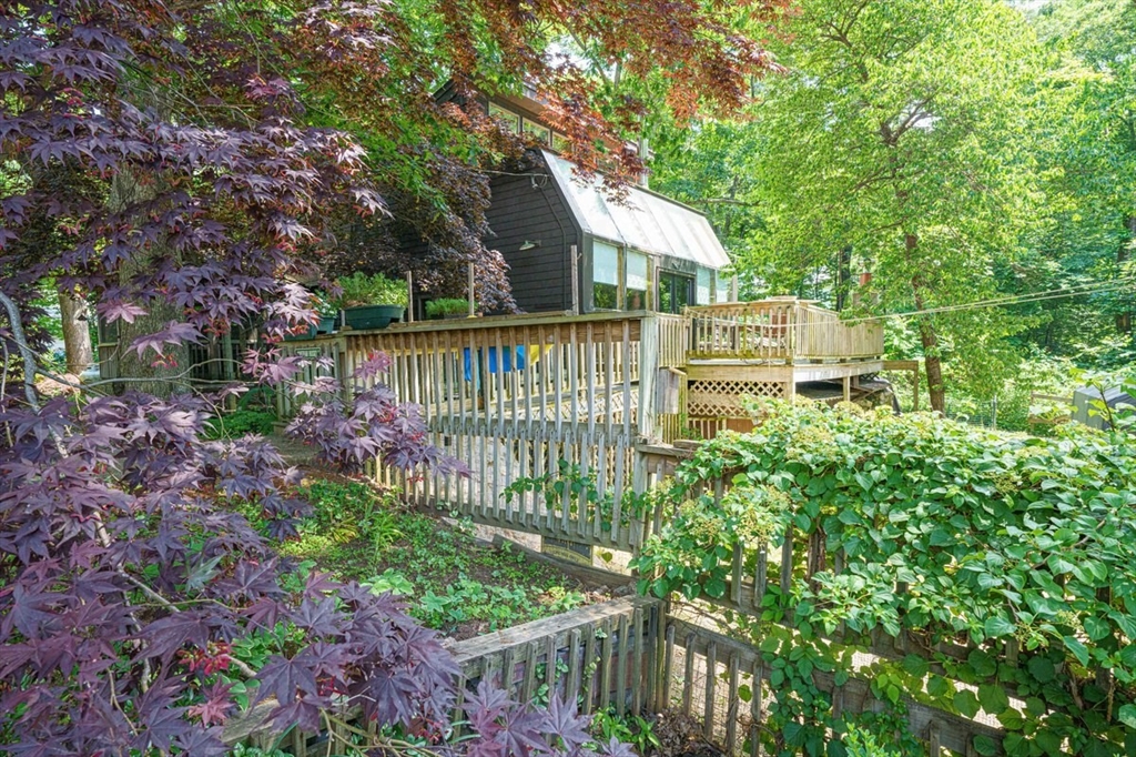 Pine Island Rd, Milford, MA 01757