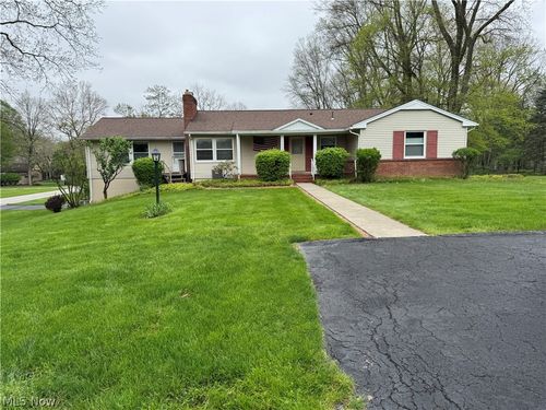 7662 Elmland Avenue, Poland, OH, 44514 | Card Image